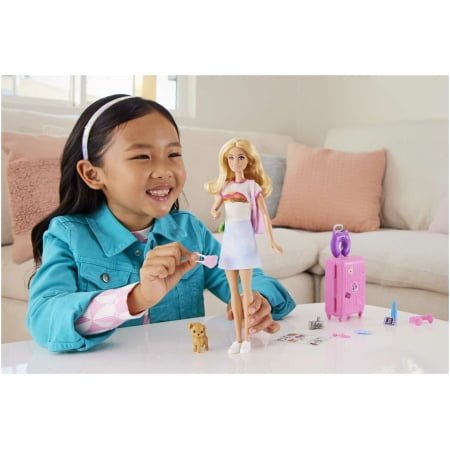 Barbie Seyahatte Bebeği Ve Aksesuarları Hjy18