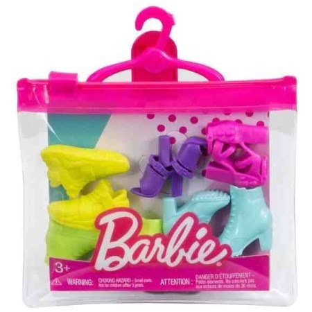 Barbi̇e'ni̇n Ayakkabi Koleksi̇yonu Hbv30