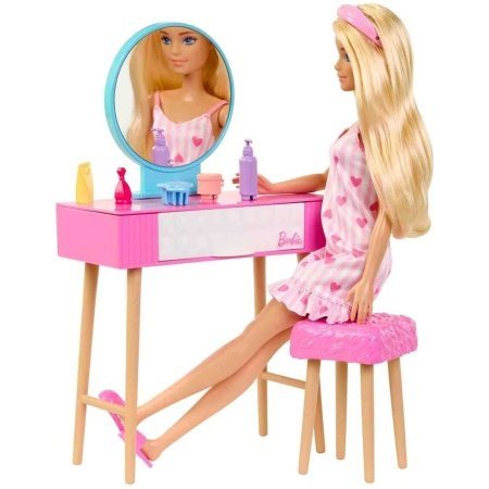 Barbie'nin Yatak Odası Oyun Seti Hpt55