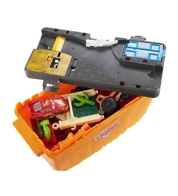 Cars Yarış Heyecanı Oyun Seti Hdn02